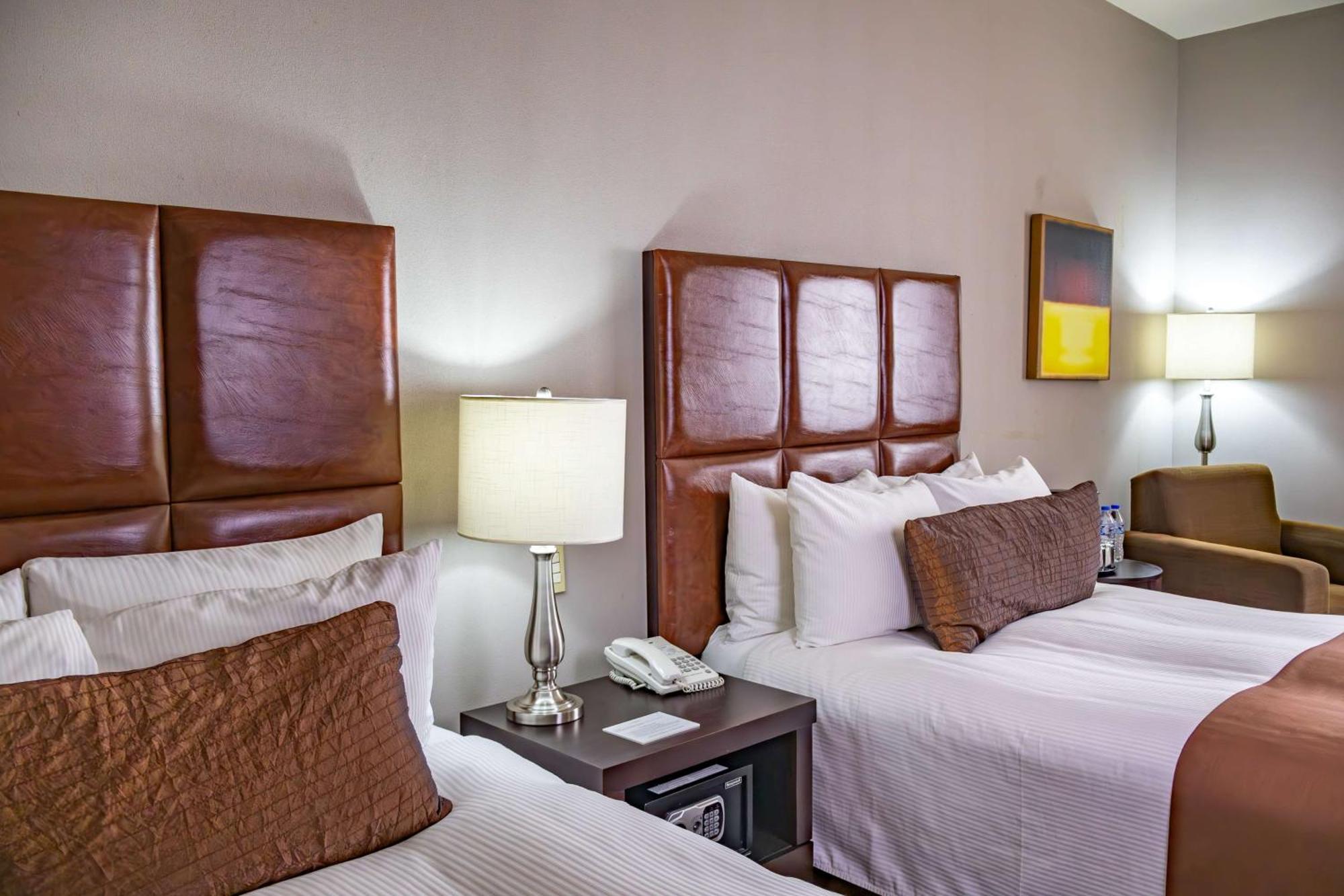Best Western Plus Monterrey Airport Apodaca Bagian luar foto