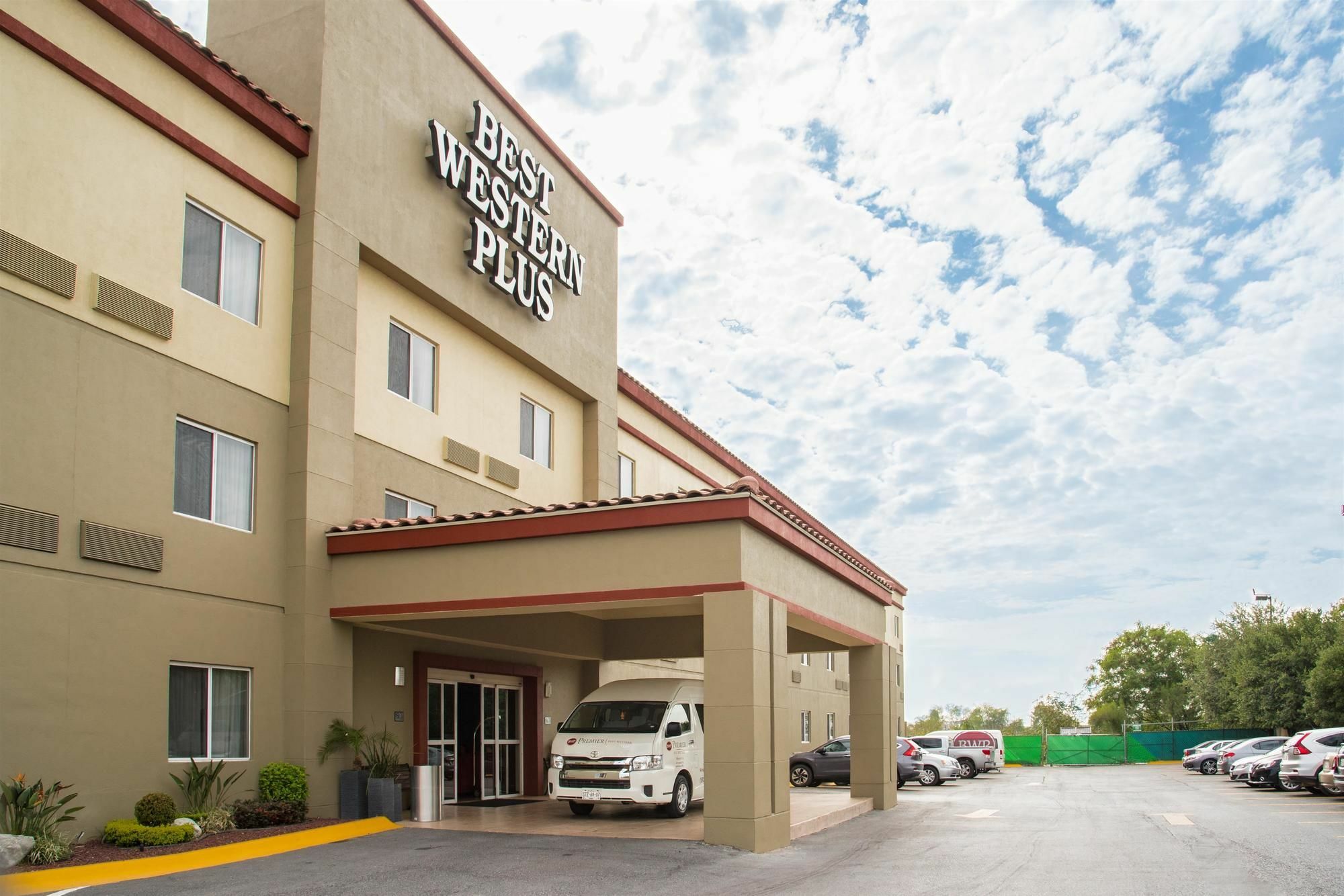 Best Western Plus Monterrey Airport Apodaca Bagian luar foto